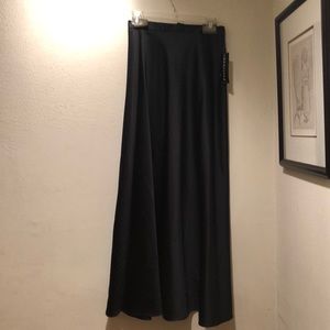 Connnected Black Long Skirt